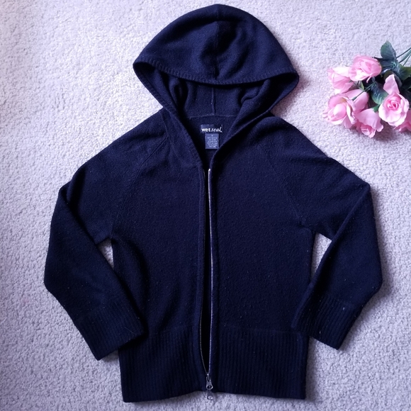 Wet Seal Tops - Wet Seal Fuzzy Black Zipper Hoodie Sweater